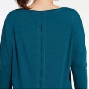 CALIA by Carrie Underwood -Teal Detailed Open Weave Back -Knit Top size large